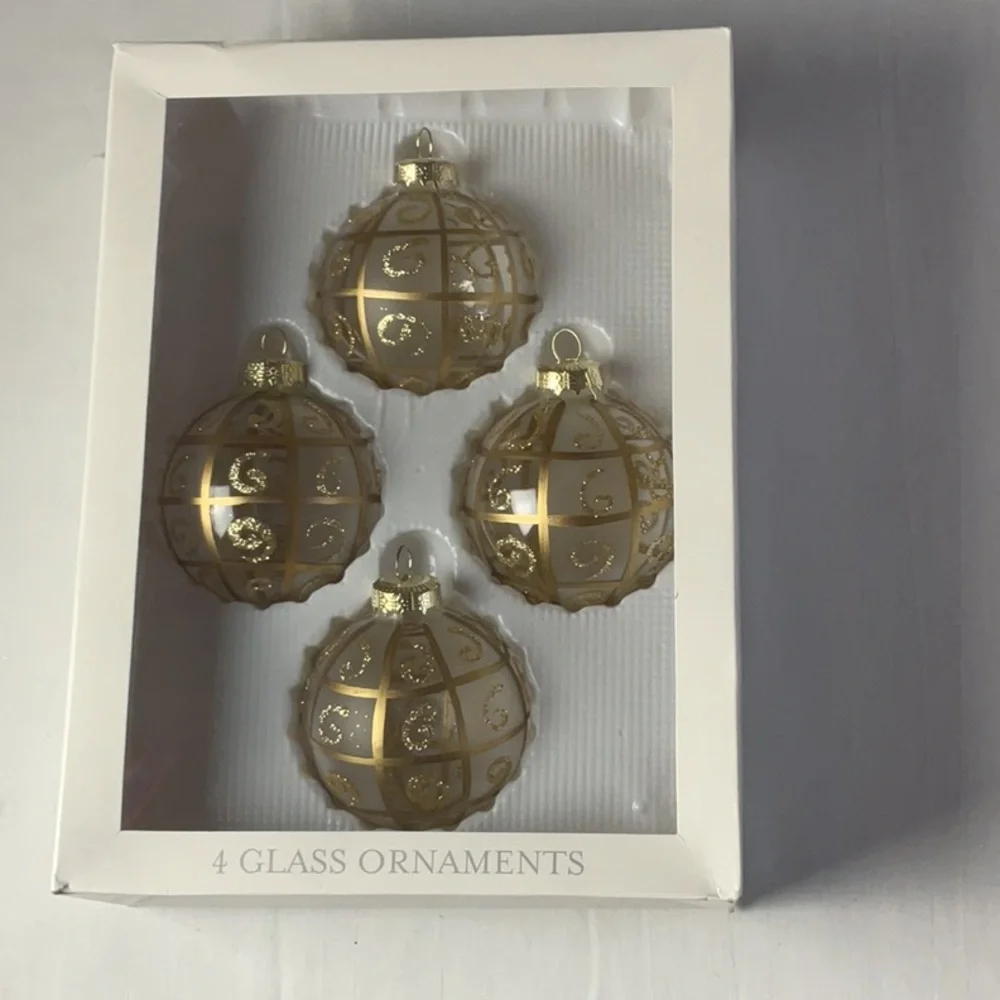 Vintage Target 4 Glass Christmas Ornaments,Holiday Festive